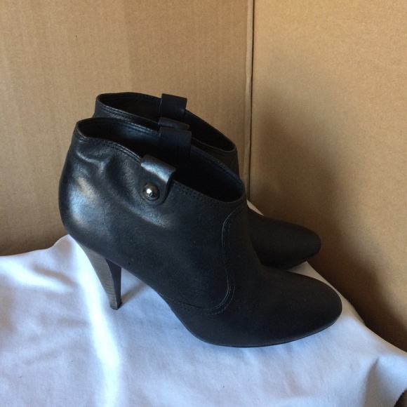 Boots - Picture 1 of 3
